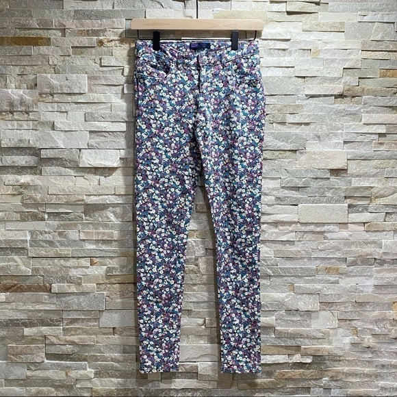 LEVI’S Floral Girl’s “The Knit Jean” - Picture 1 of 15